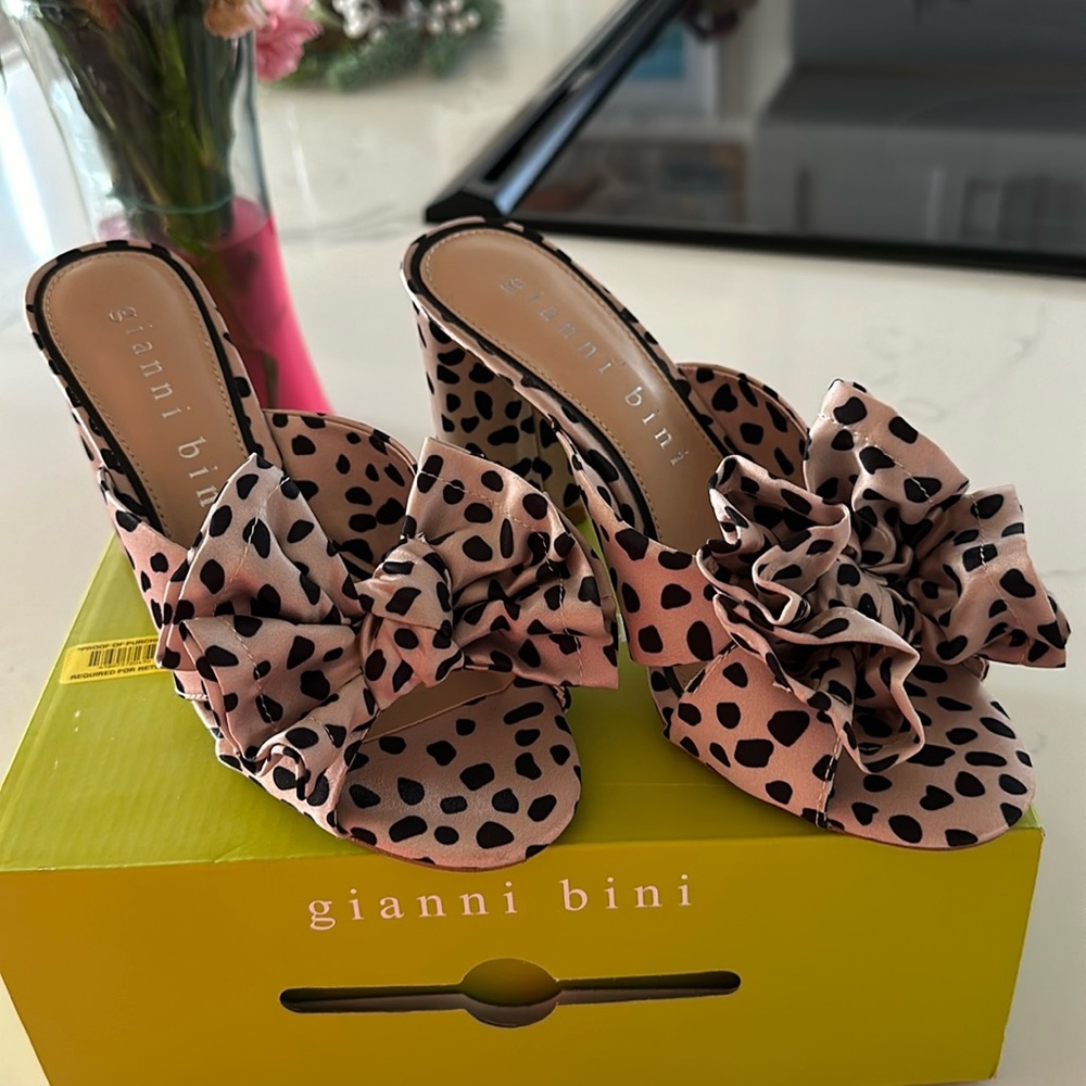 Gianni Bini heels